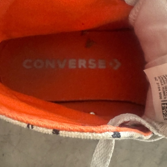 Converse Winter White High-Tops with Black “NOT A CHUCK” wording- so fun &unique - Picture 11 of 12